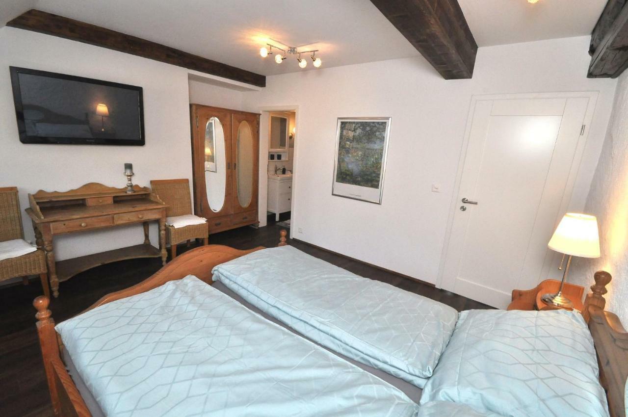 B&B Zum Rossli Zunzgen ภายนอก รูปภาพ